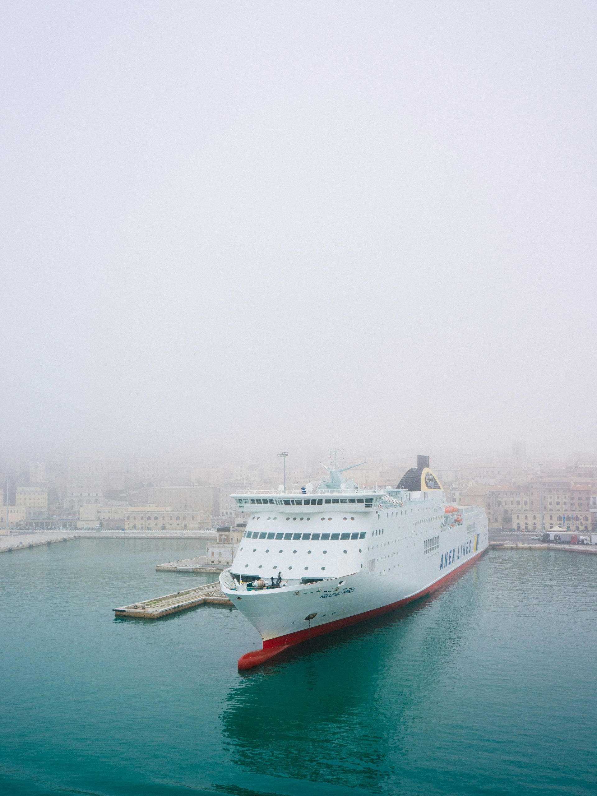 tobias-tullius-r4gXr7vYCrE-unsplash